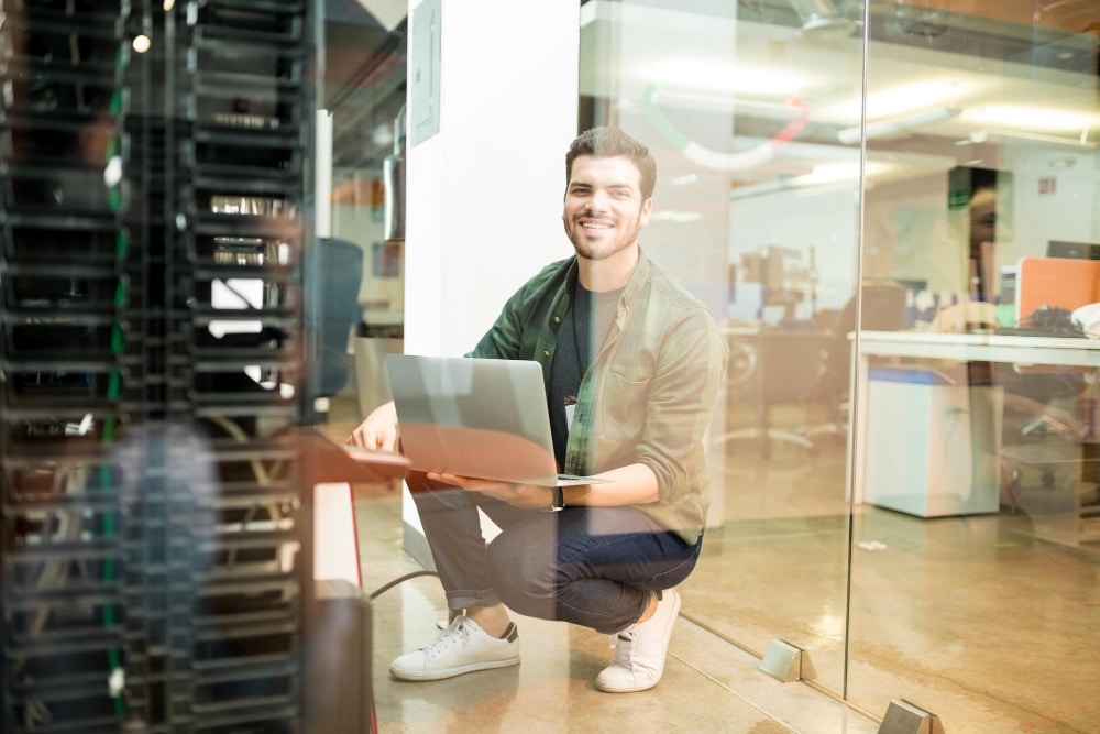 man-smiling-servers